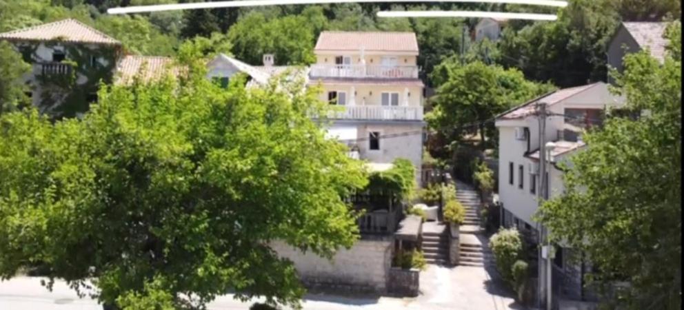 Apartment On The Shore Of The Bay Of Kotor With Free Wi-Fi Exterior photo